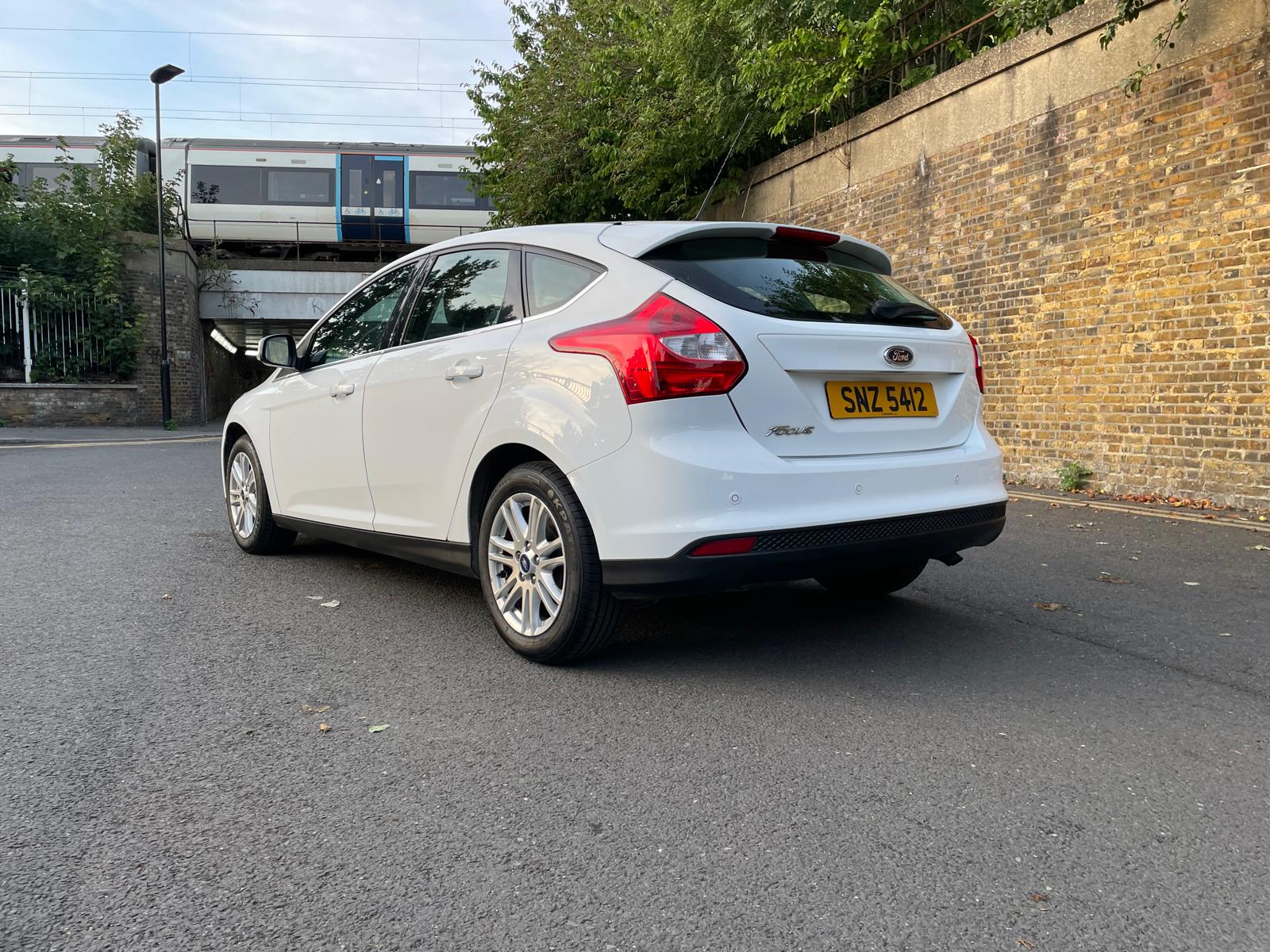 Sold - Ford Focus 1.6 Titanium Powershift Euro 5 5dr